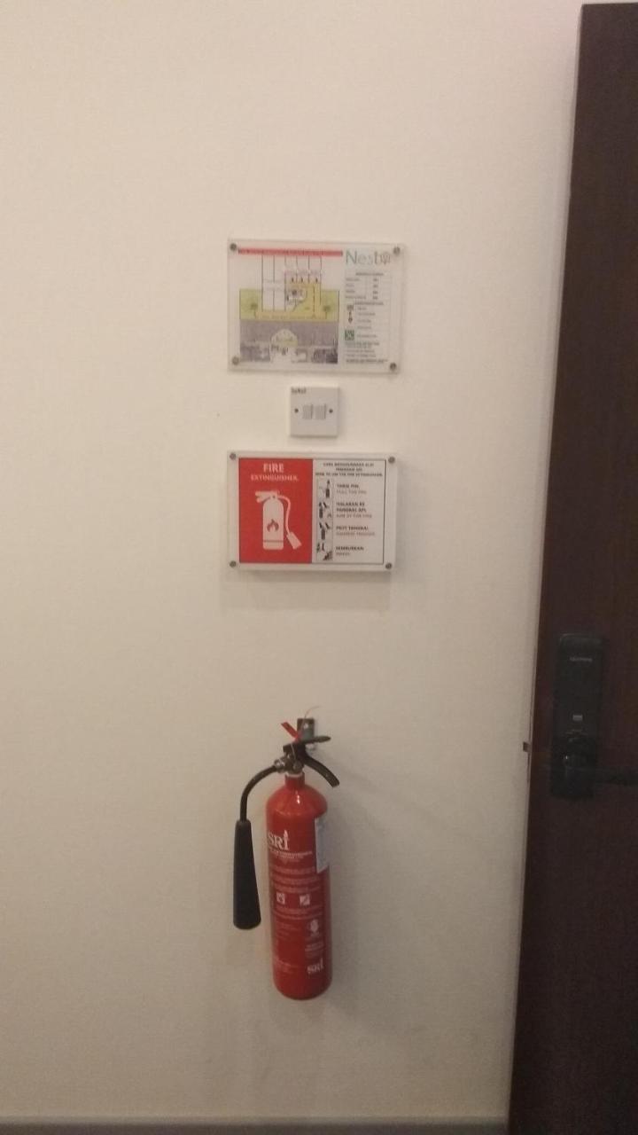 Nest Dayrooms Μπαντάρ Σερί Μπεγκαβάν Εξωτερικό φωτογραφία